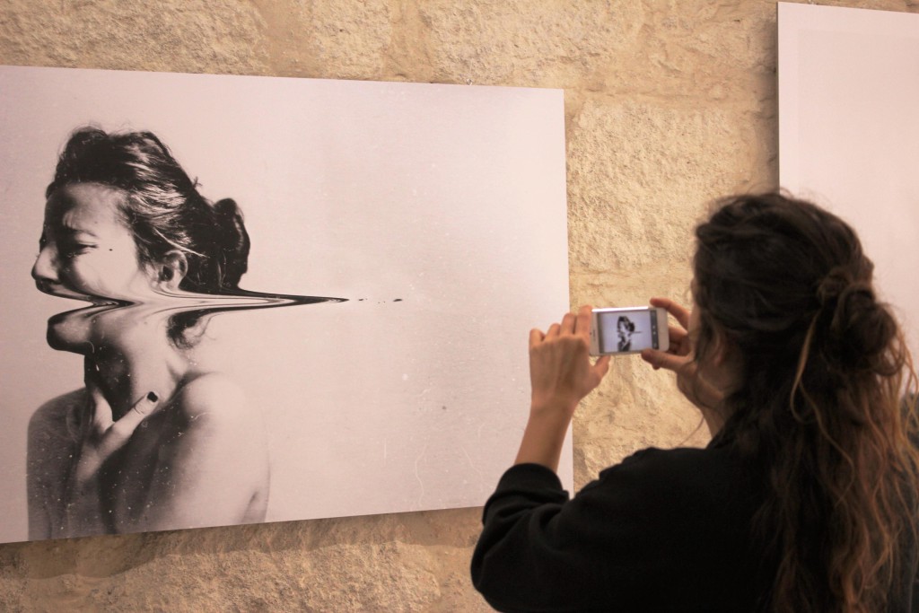 Silvia Grav testet die Augmented Reality