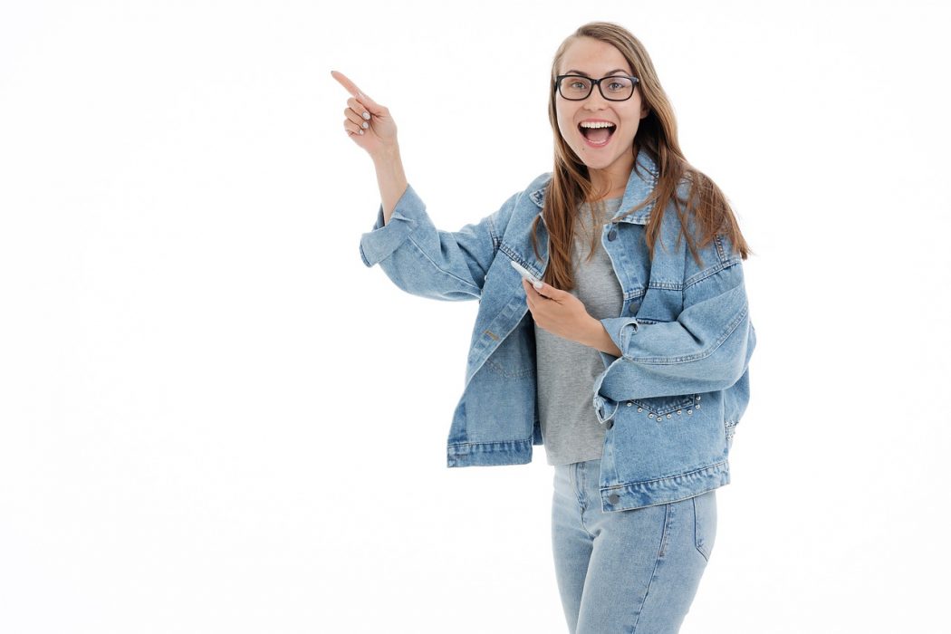 young-woman-4376597_1280