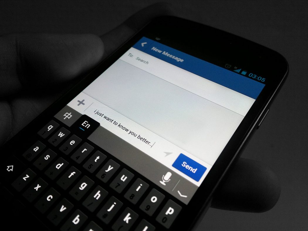 smartphone-3090801_1280